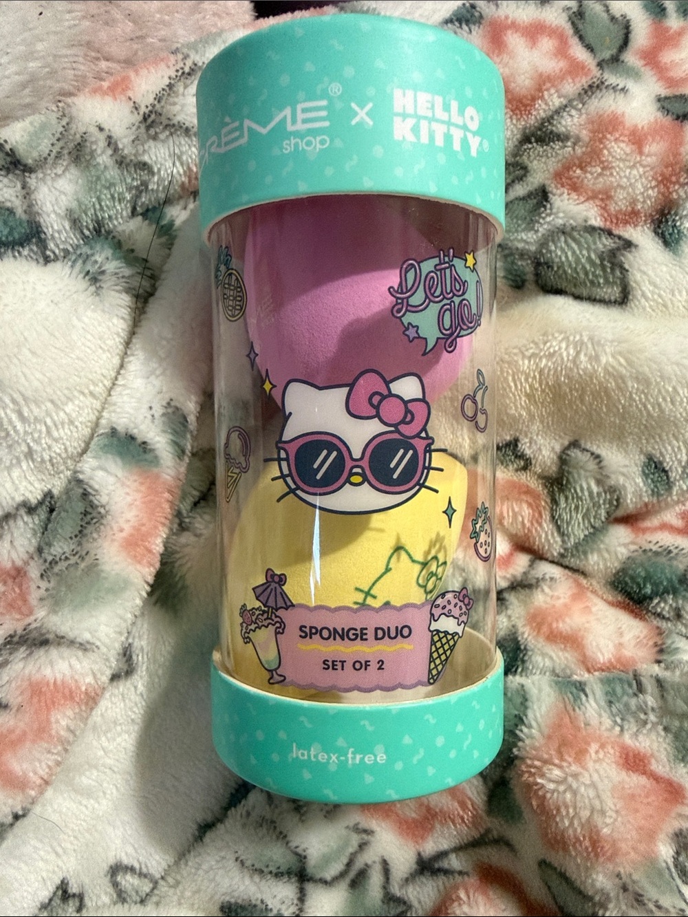 Hello Kitty Bath Sponge Duo in Pink & Yellow - Picture 1 of 4